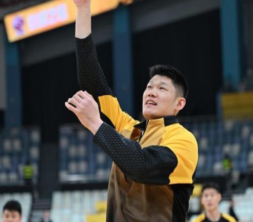 活塞终结连,艾维,浓眉,皇冠,Crown,皇冠官网,皇冠体育官网,皇冠体育下载,皇冠APP