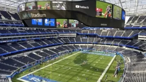 扣篮之美，瞬间触心，谁曾动你心弦？